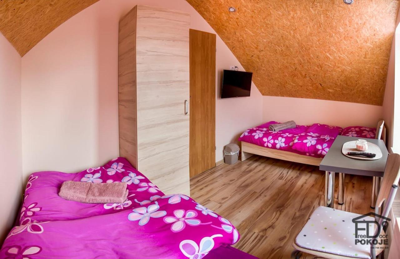 Pokoje Freedoor Lugniany Luaran gambar